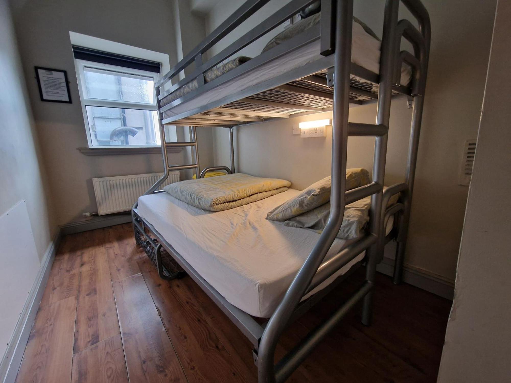Bru Bar & Hostel Cork Eksteriør bilde